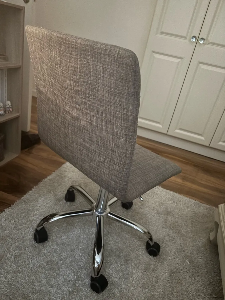 Desk Chair - Image 3