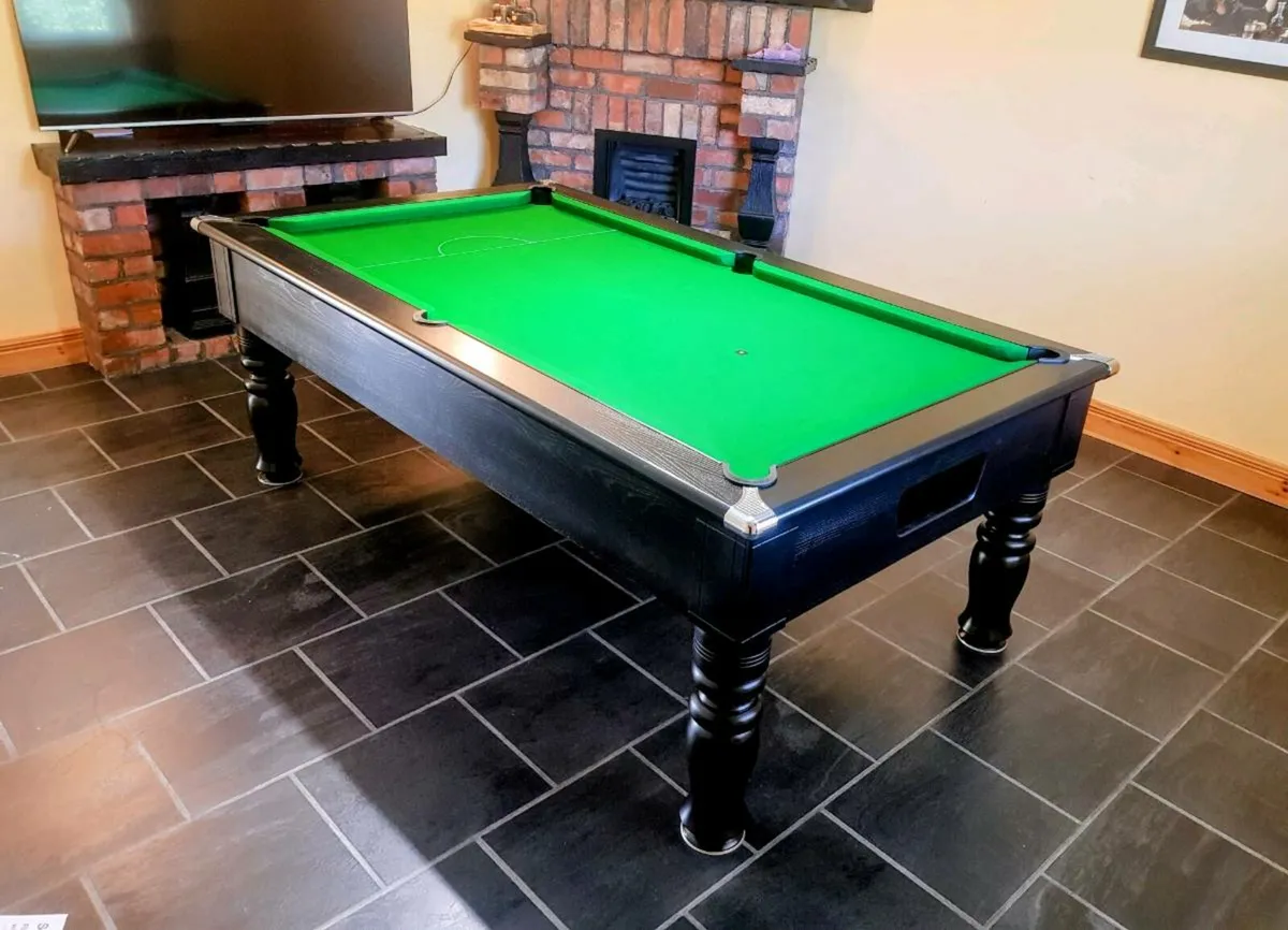 Pool table - Image 4