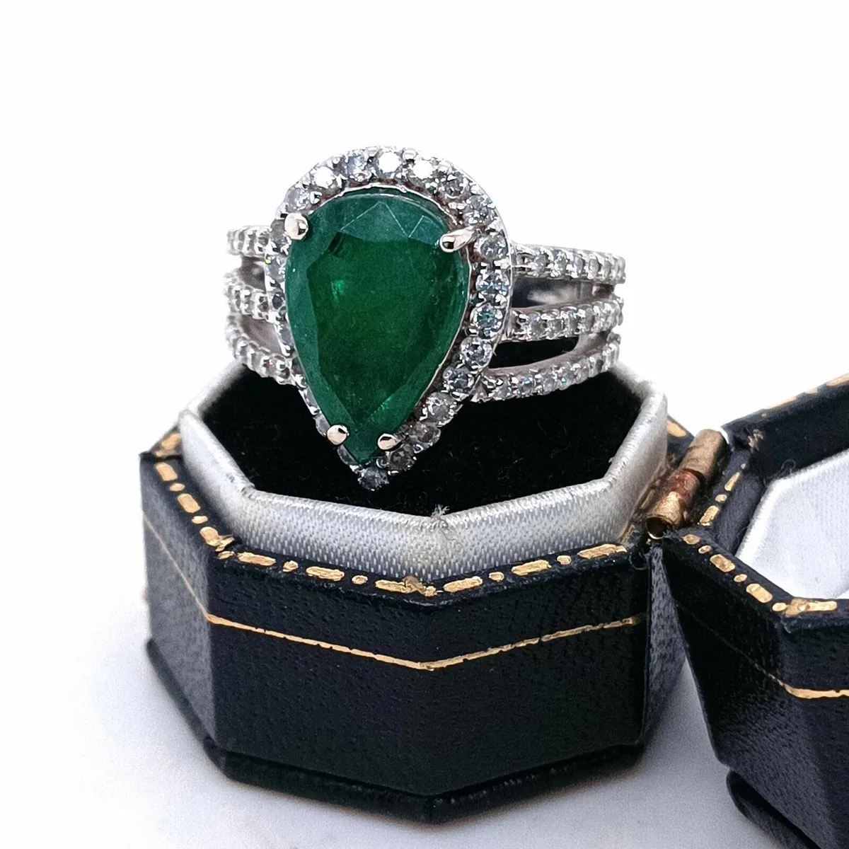 Pear Shape Emerald & Diamond Ring, 14k Gold - Image 1