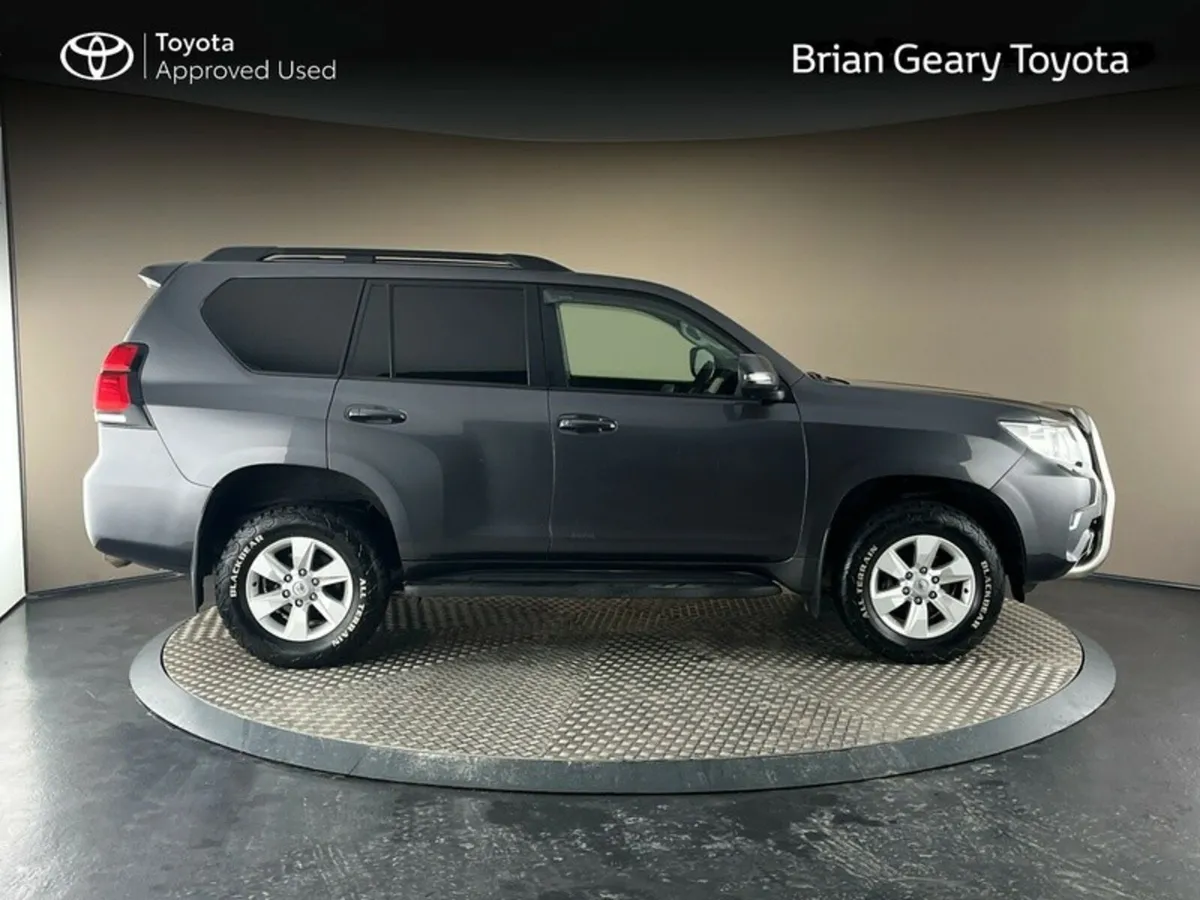 Toyota Land Cruiser GX COMM AUTO - Image 3