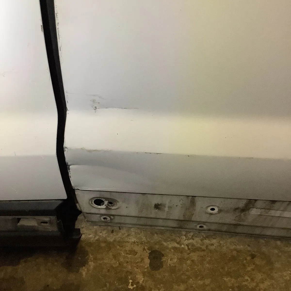 Range Rover evoque 2 left doors with damage 2014 - Image 2