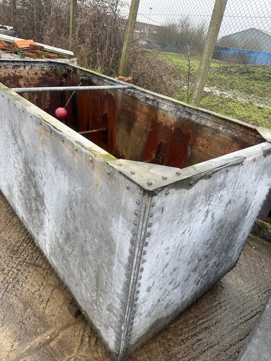 Huge Reclaimed Galvanised Riveted Water Tank Plant - Image 2