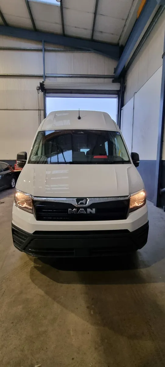 2026 Man Bus Wheelchair Accessible - Image 4