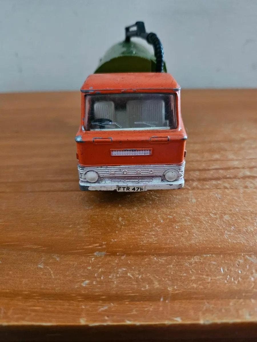 Dinky 1970's Ford Model D Road Sweeper - Image 1