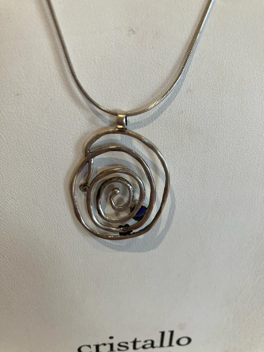 Sterling Silver pendant and chain - Image 3