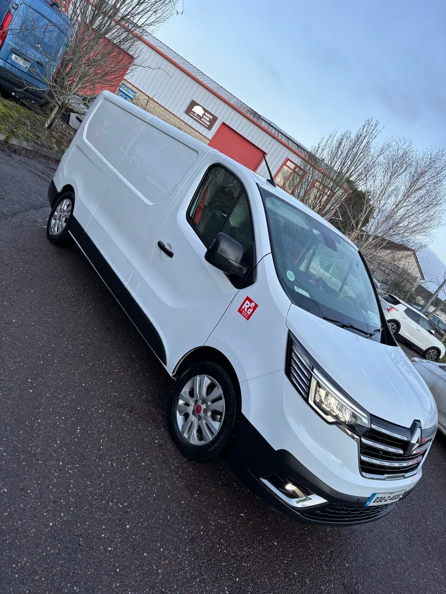 Renault Traffic long wheel base 130bhp - Image 1