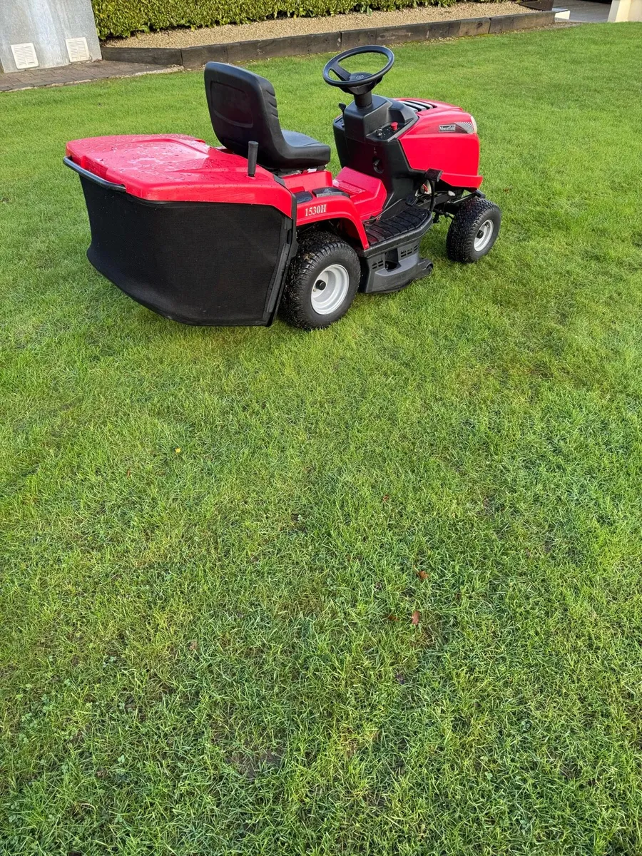 Ride on mowers - Image 2