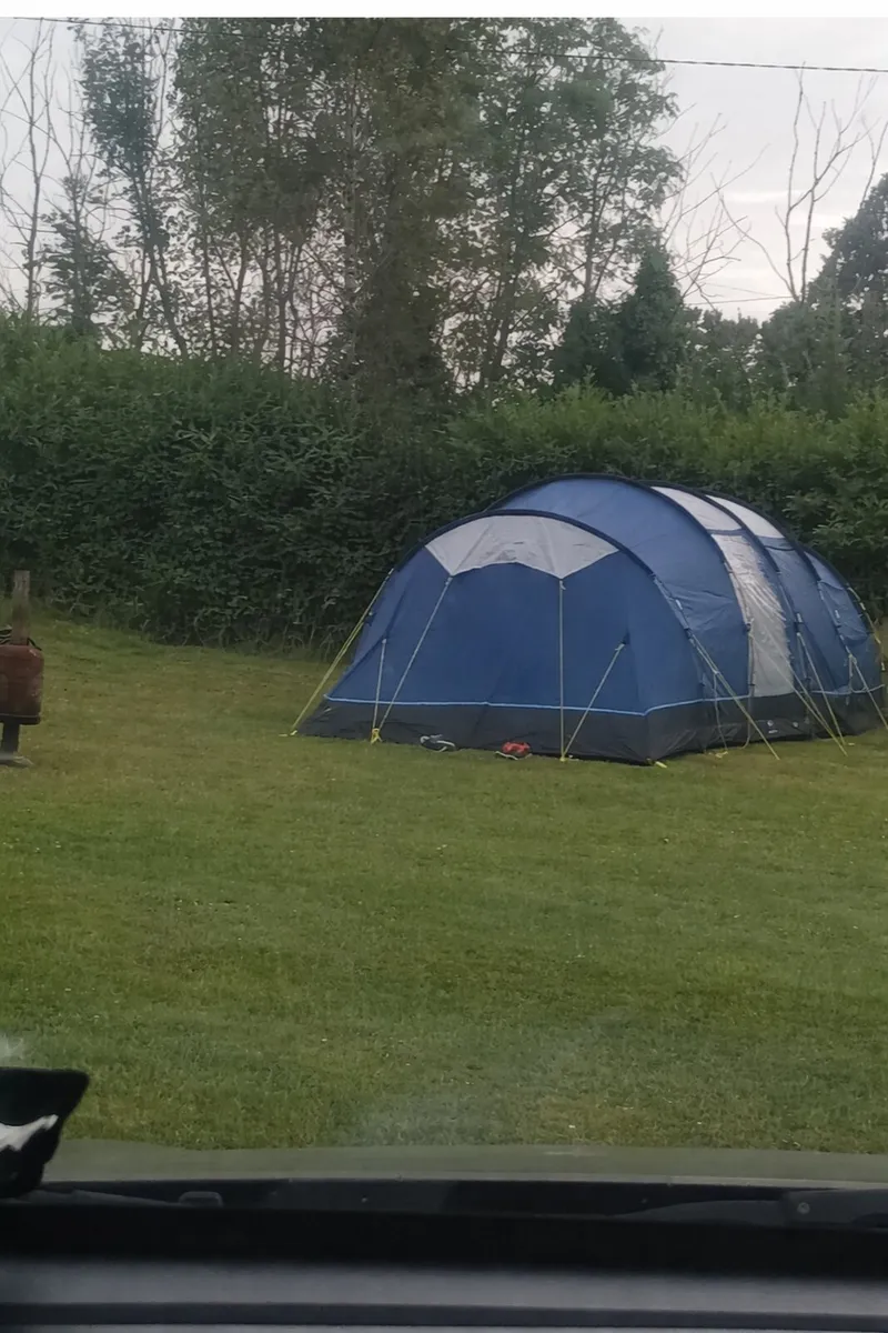 Kampa watergate 8 man tent - Image 1