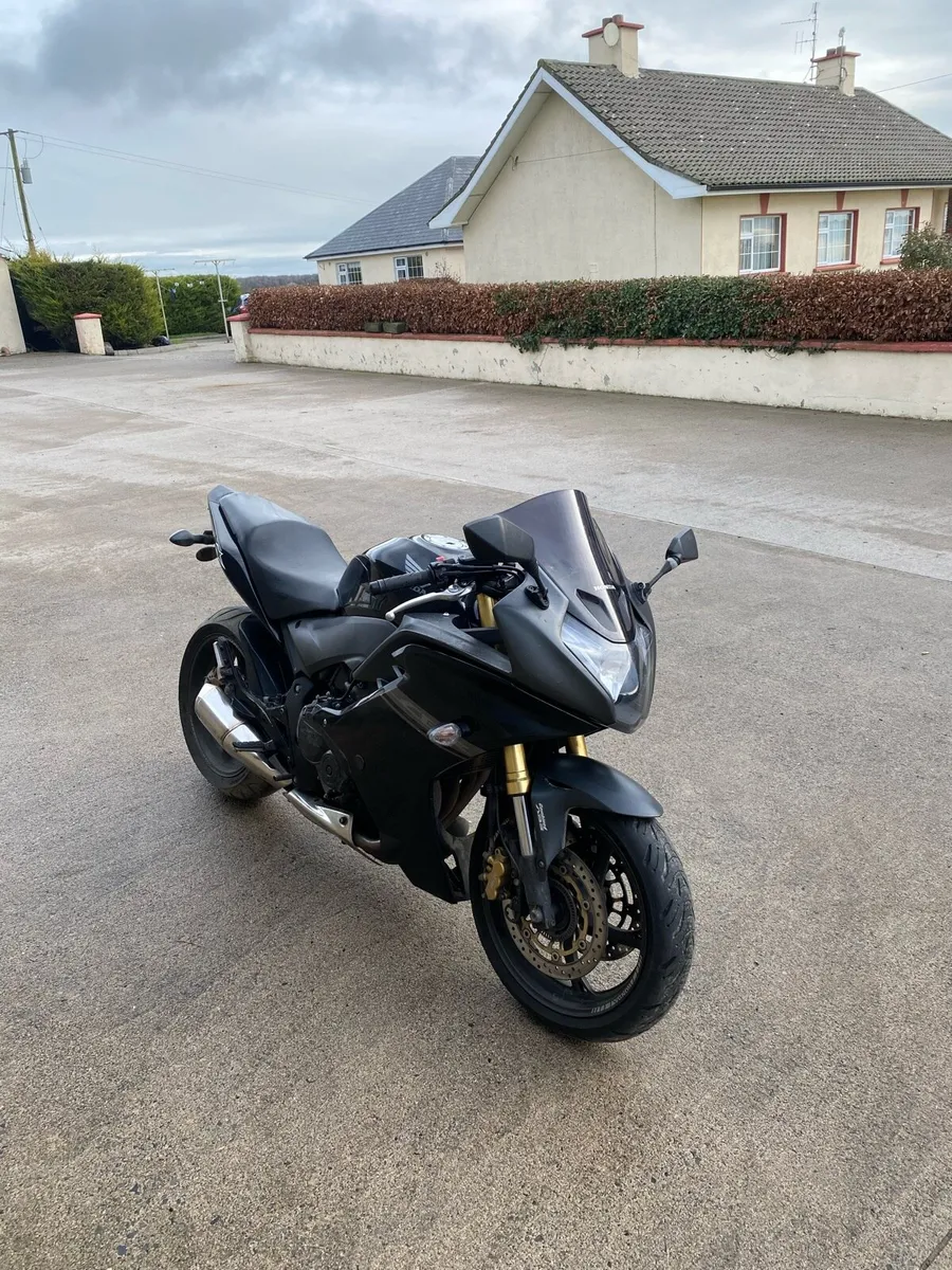 Honda Cbr600FA ABS 2013- New Tyre and Brakes - Image 2