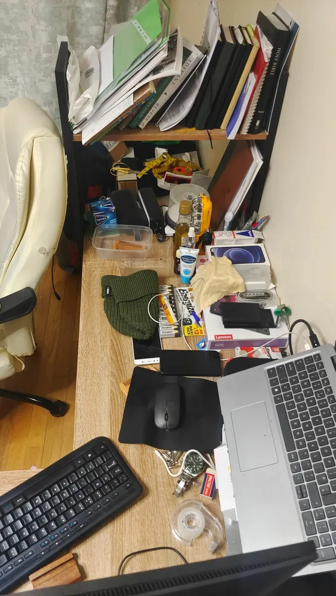 Office Desk - Image 3