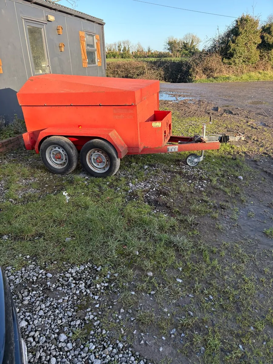 Diesel bowser - Image 1