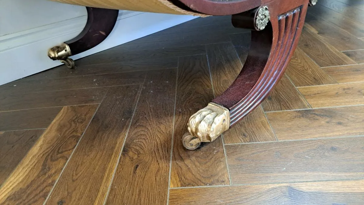 Large antique sofa - Image 3