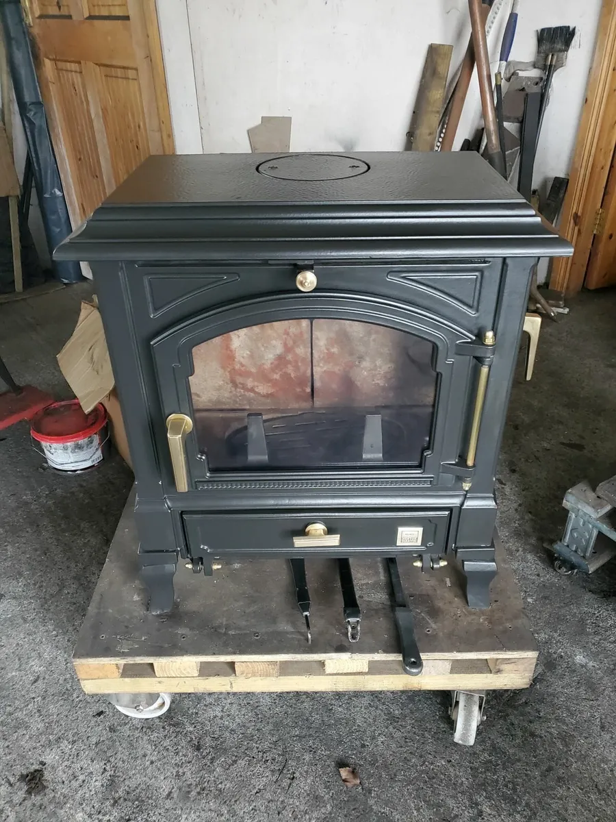 Nestor Martin 8kw solid fuel stove as new - Image 1