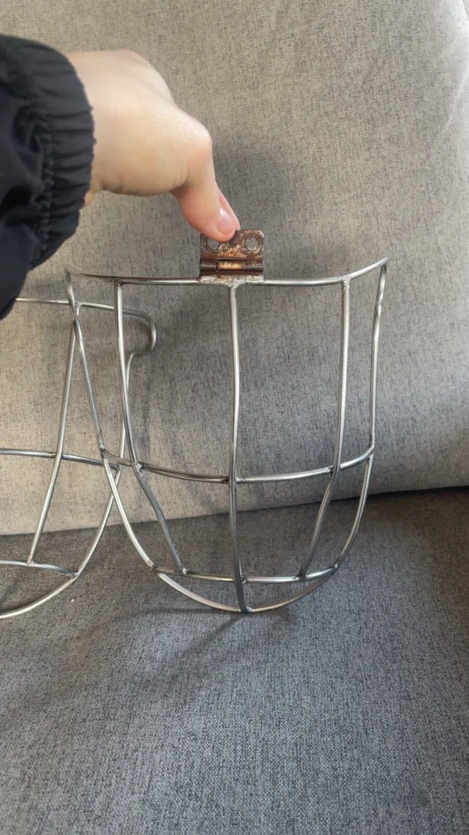 Oldstyle guard - Image 3