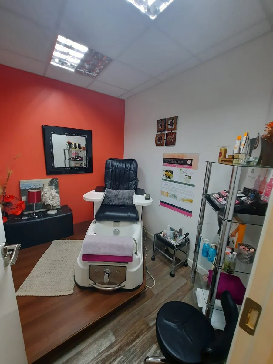Pedicure chair nail station tan machine hot stone - Image 4