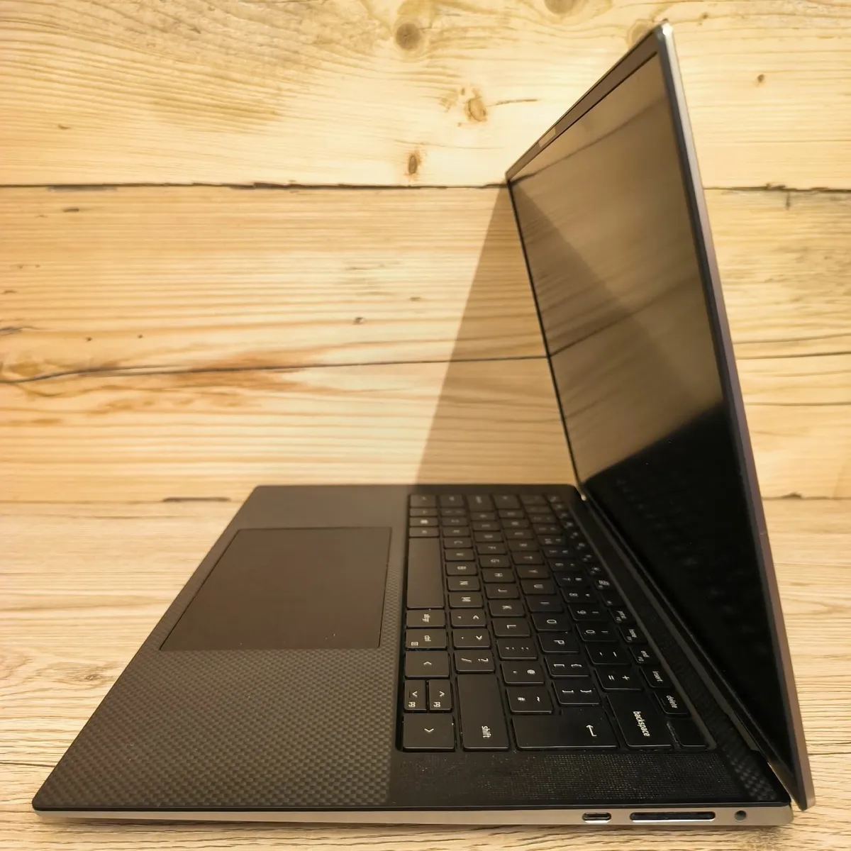 Intel i7-10875H / NVIDIA Quadro T2000/ 32Gb RAM / - Image 3