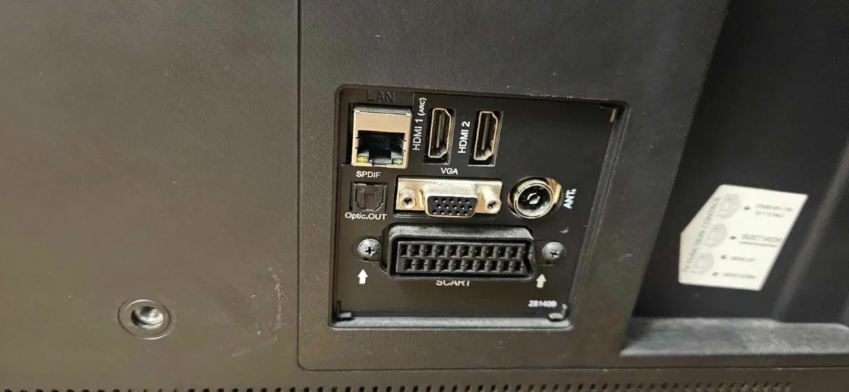 Panasonic Tv - Image 4