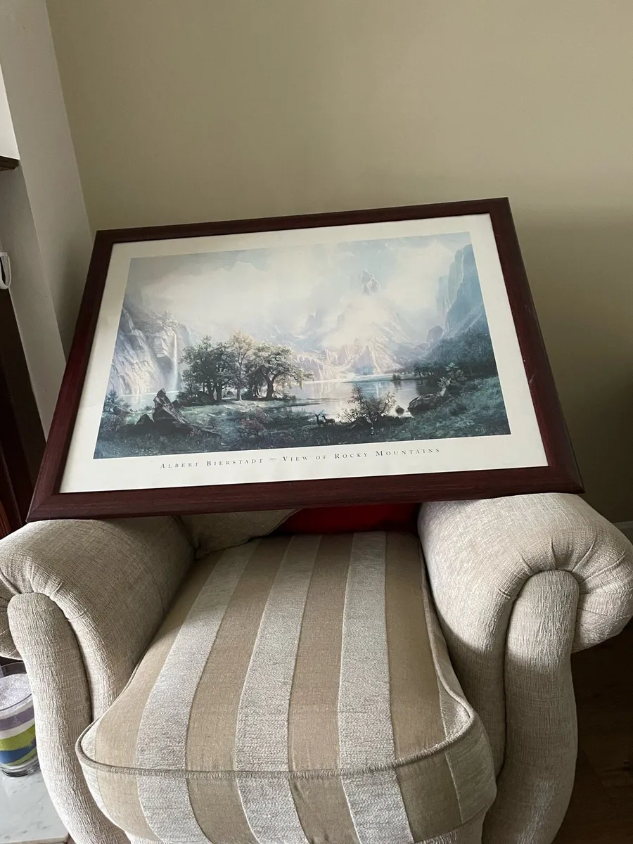 Beautiful glass mahogany framed scenic picture - Image 1