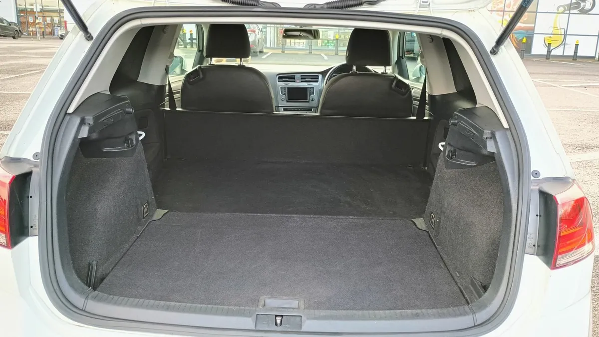 VW Golf Commercial 1.6 TDI | VAT Included In Price - Image 2