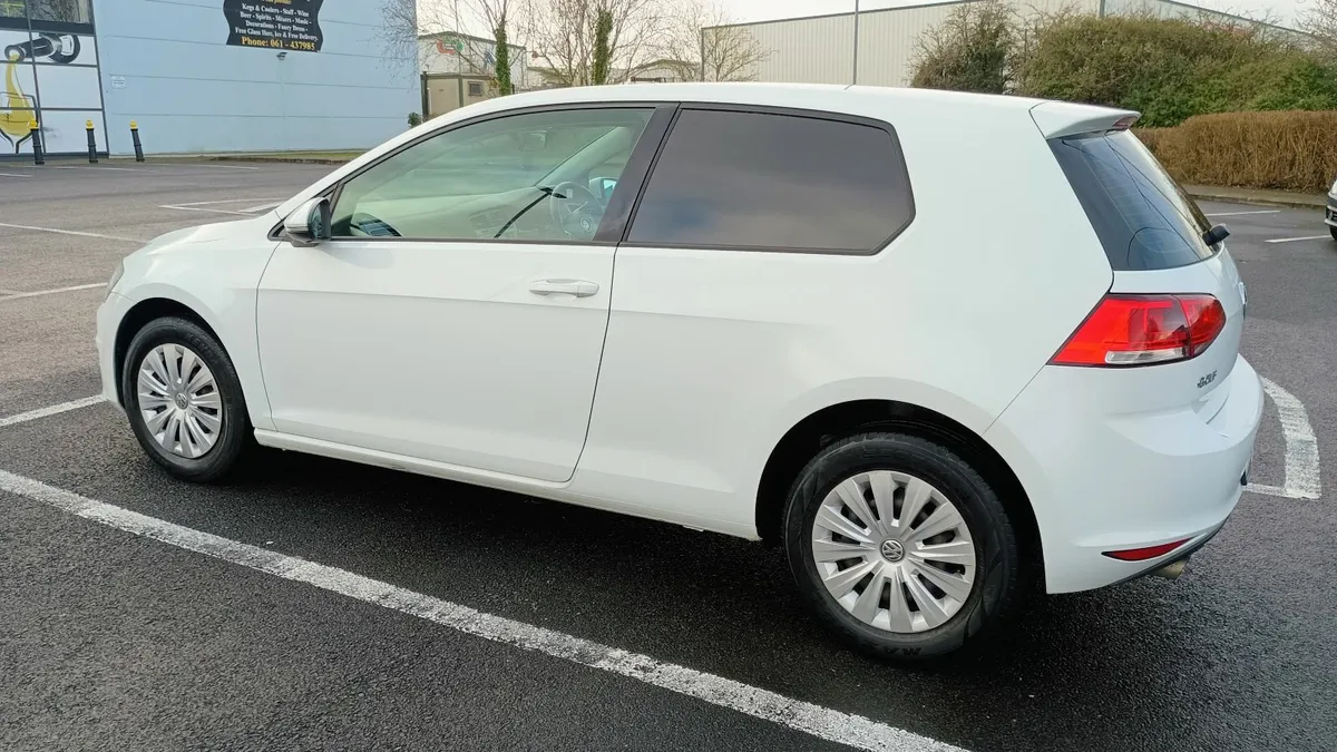 VW Golf Commercial 1.6 TDI | VAT Included In Price - Image 3