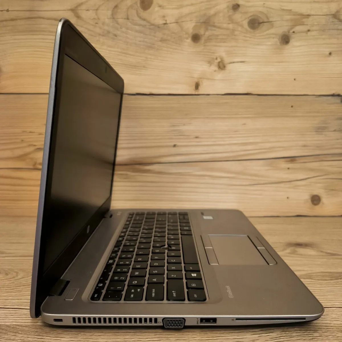 HP EliteBook / Fast Intel I5 7th Gen / 8Gb DDR4/ - Image 3