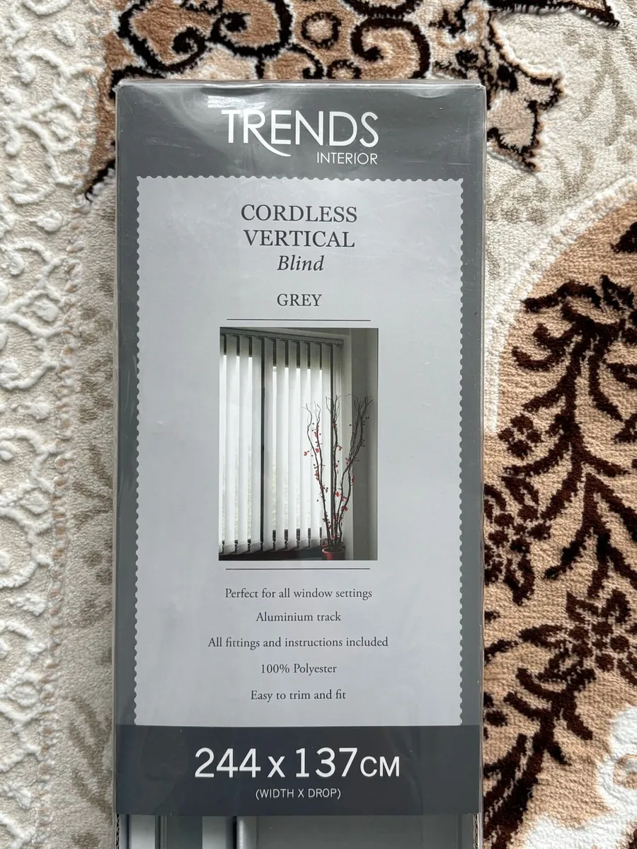 Cordless Vertical Blind Brand new - Image 2