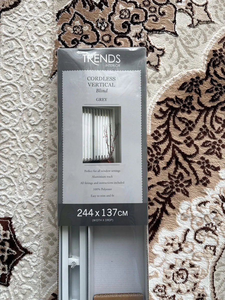 Cordless Vertical Blind Brand new - Image 1