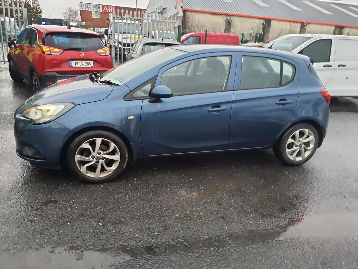Opel Corsa 1.4 petrol light rear damage 46,000 km - Image 3