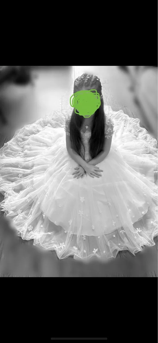 Communion dress - Image 3