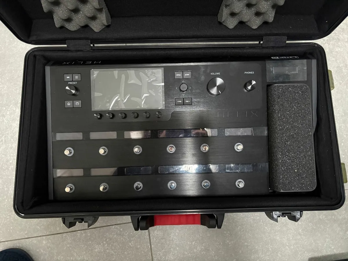 Line 6 Helix multi effects and modelling unit - Image 4