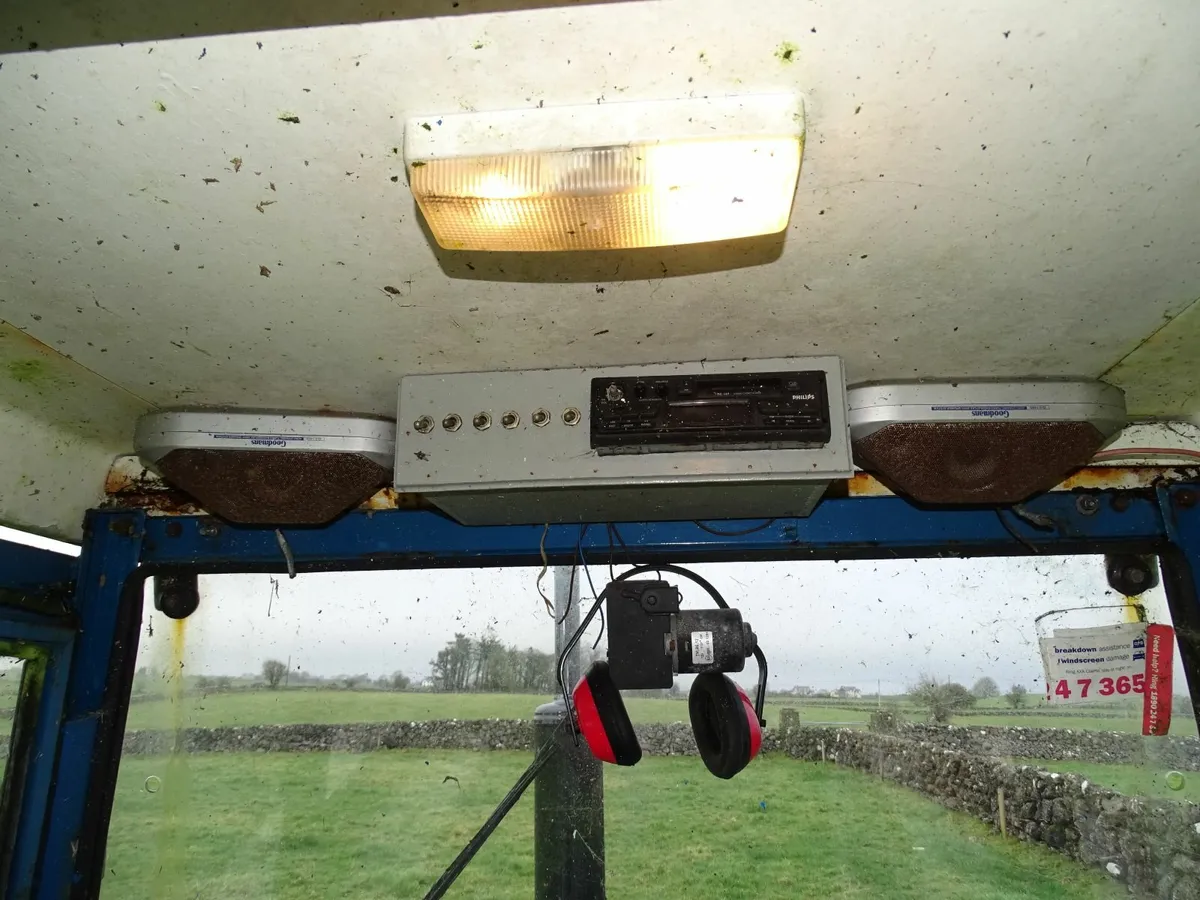 Ford 4600, 1979 - Image 4