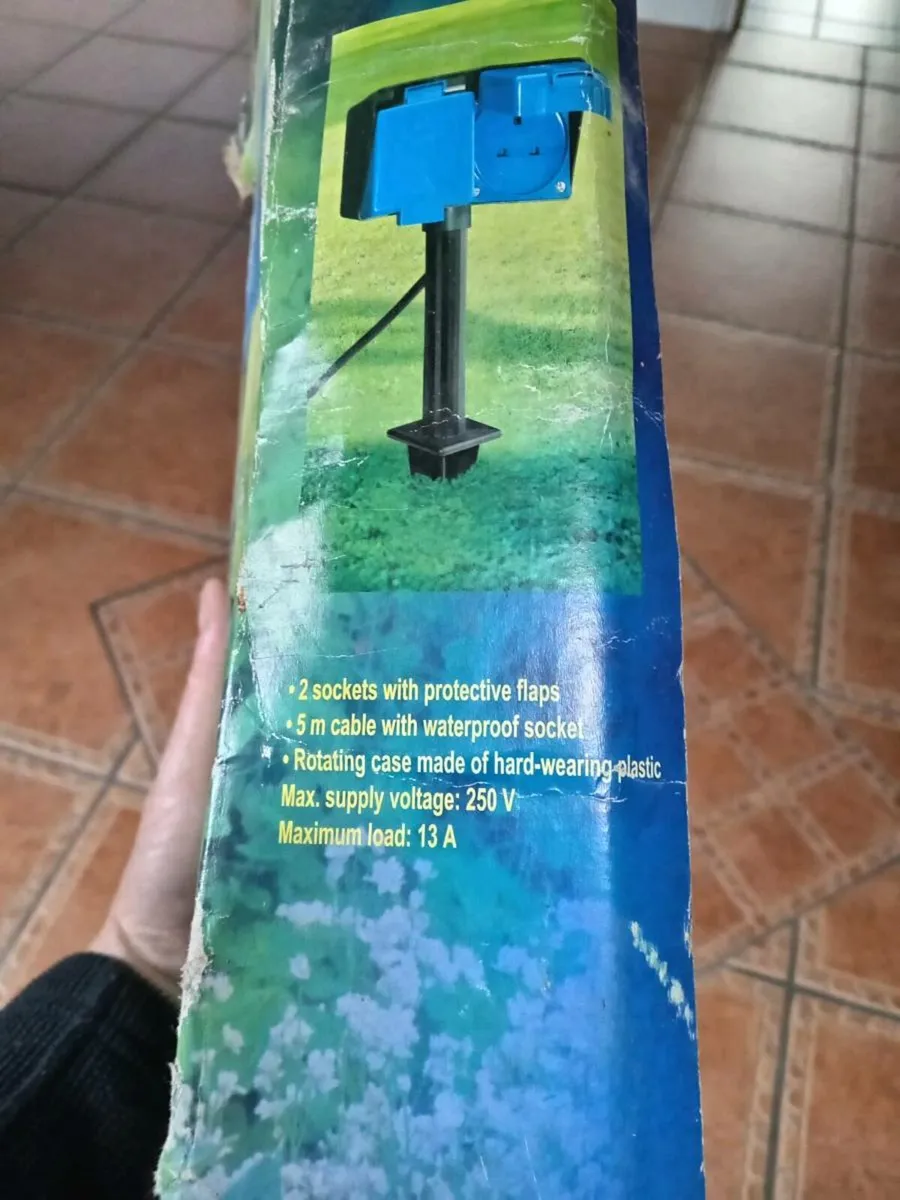 Outdoor double ectrical socket waterproof new - Image 3