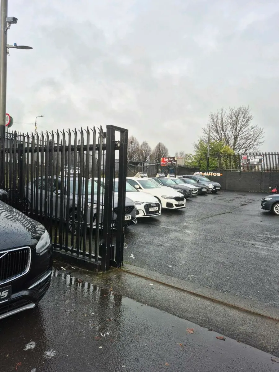 Garage Forecourt & Office for RENT - Image 3