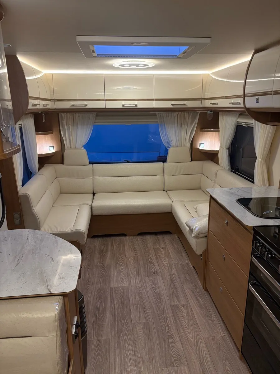 2022 fendt palace 700 - Image 4