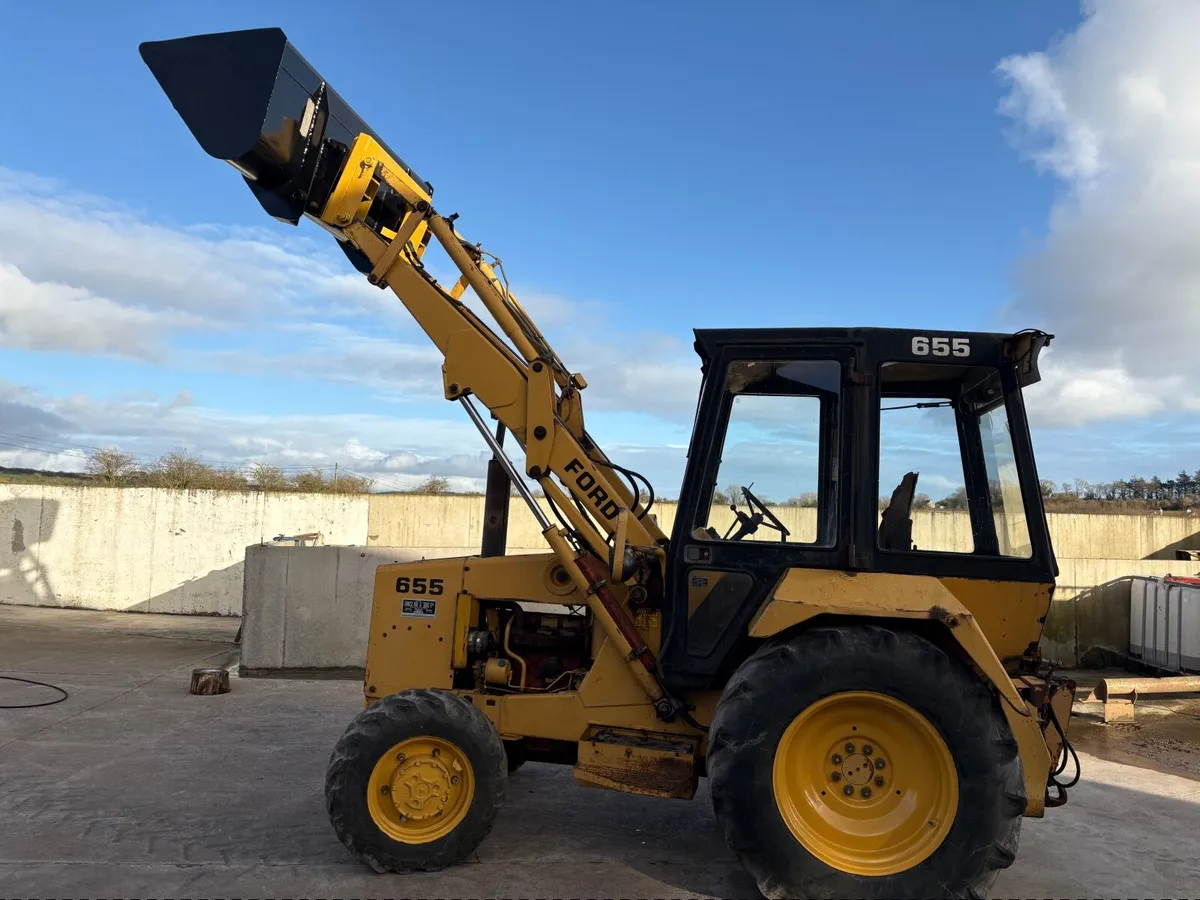 Ford New Holland Loader - Image 2