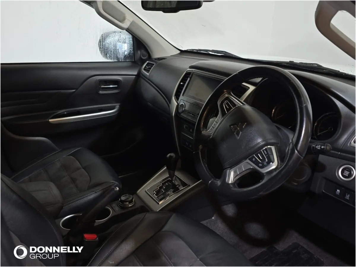 Mitsubishi L200 Diesel Barbarian X - Image 4