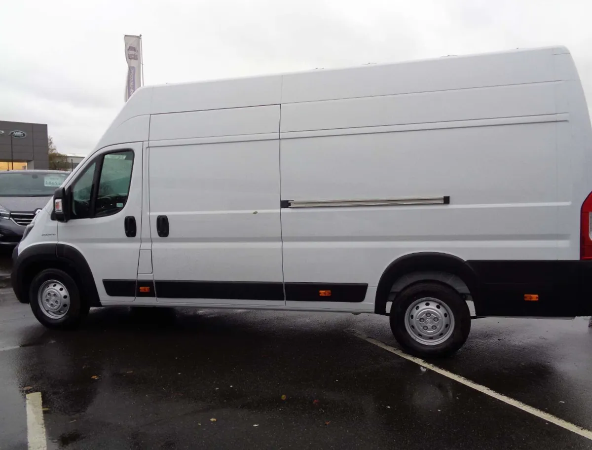 FIAT Ducato VAN 2021 - Image 2