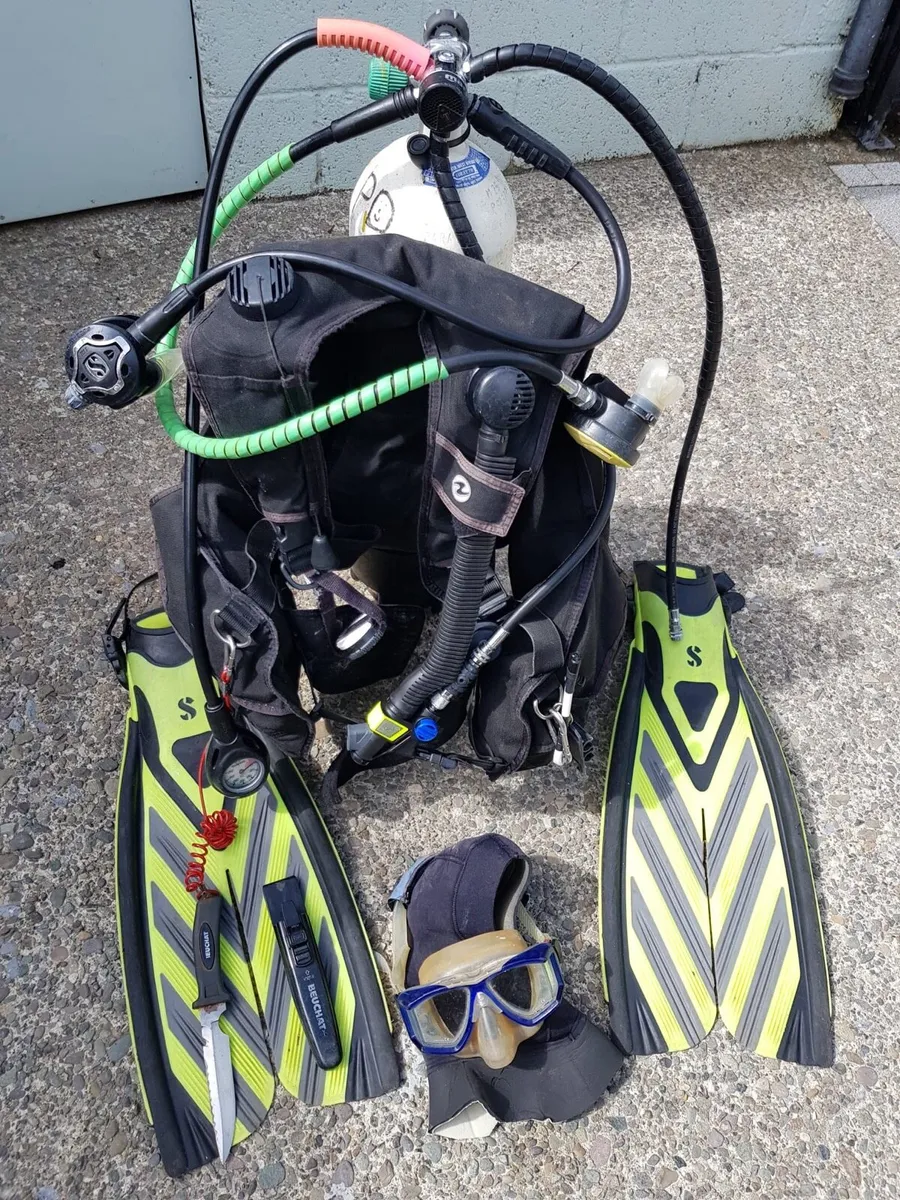 Scuba Diving Gear and Dry Suit - Image 1