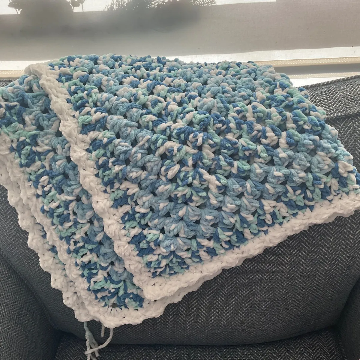 Car seat blanket 9.50 - Image 2