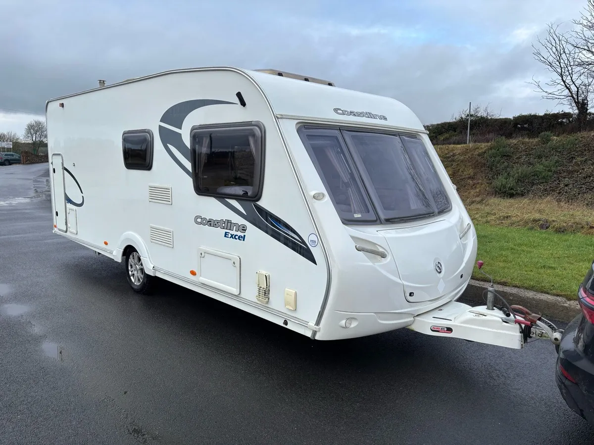 Swift coastline 6berth fixed bunk beds - Image 4