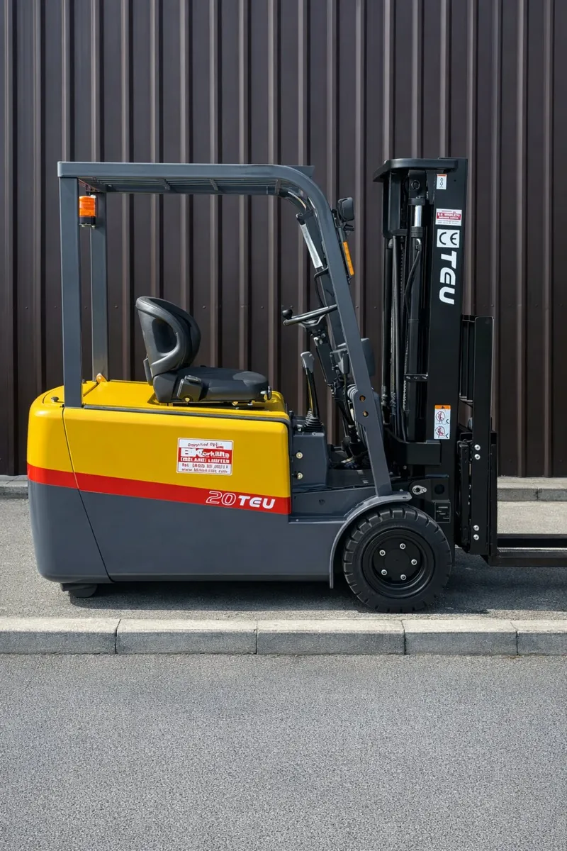 New TEU Electric Forklift - Image 1