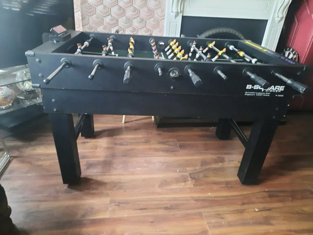 Fussball table - Image 1