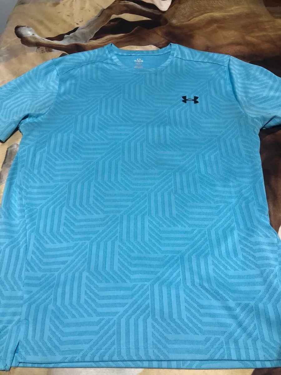 Mens under armour teeshirt size M €5 - Image 1