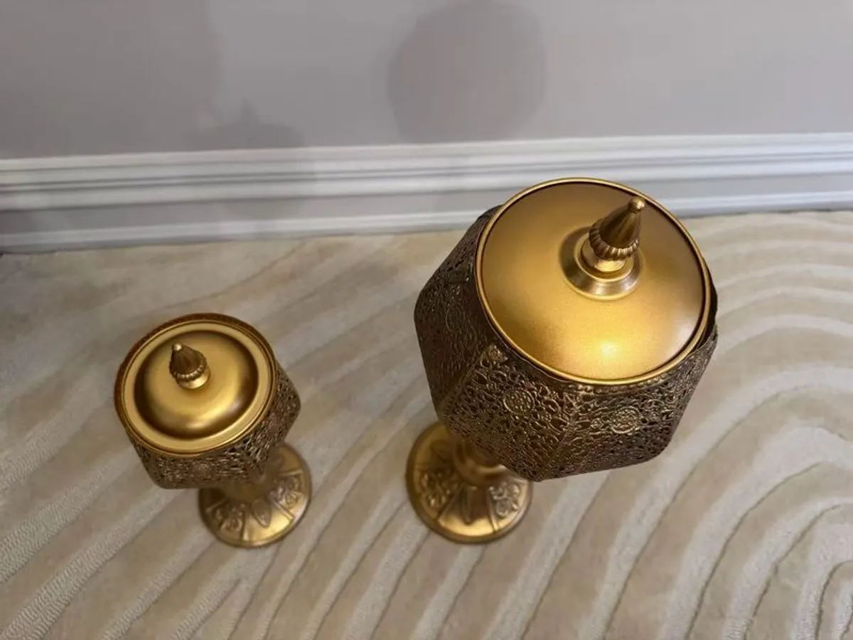 Southeast Asian Retro Iron Candle holder Ornament - Image 2