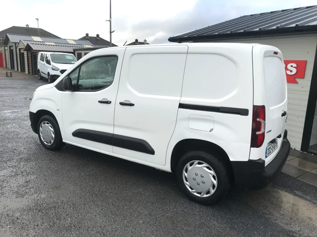 Opel Combo 2020 Turbo Diesel 3 SEATER VAN - Image 3