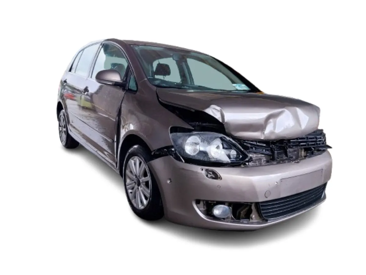 2012 VOLKSWAGEN GOLF PLUS For Breaking/Dismantling - Image 1