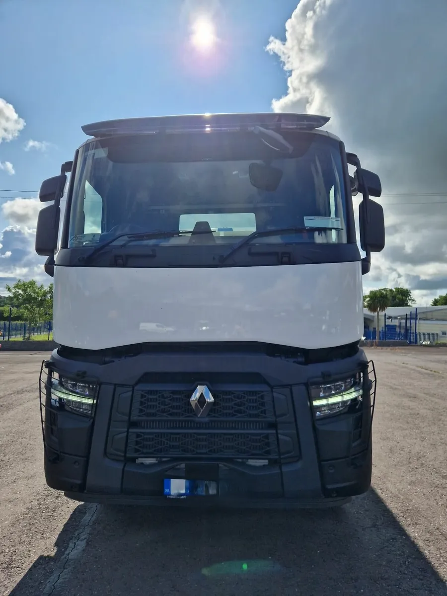 2025 Renault C430 Chassis - Image 3