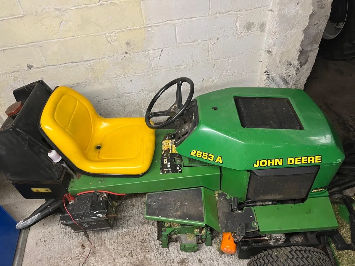 John Deere 2653a cylinder mower - Image 2