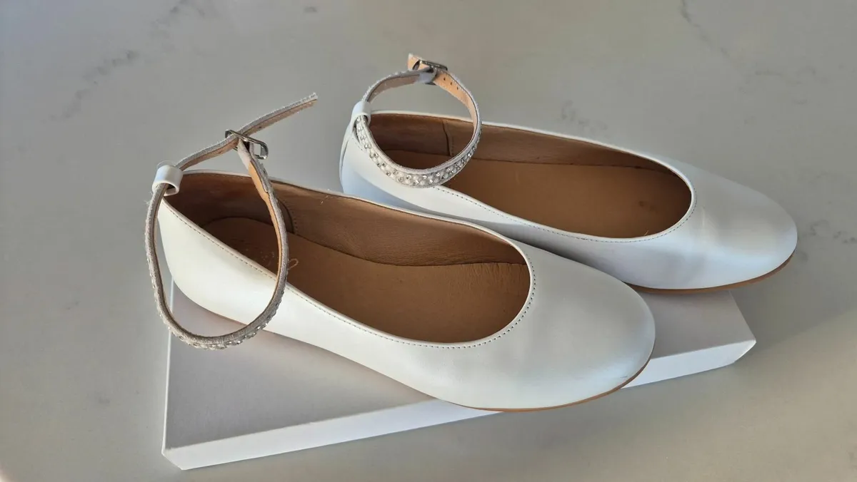 Girls Communion shoes - Image 4