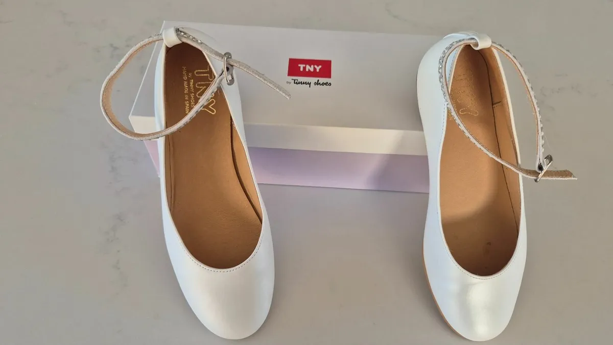 Girls Communion shoes - Image 2
